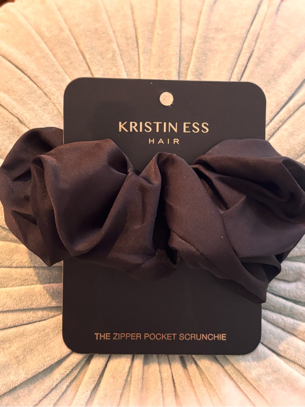 Zipper Pocket Scrunchie Kristin Ess Black